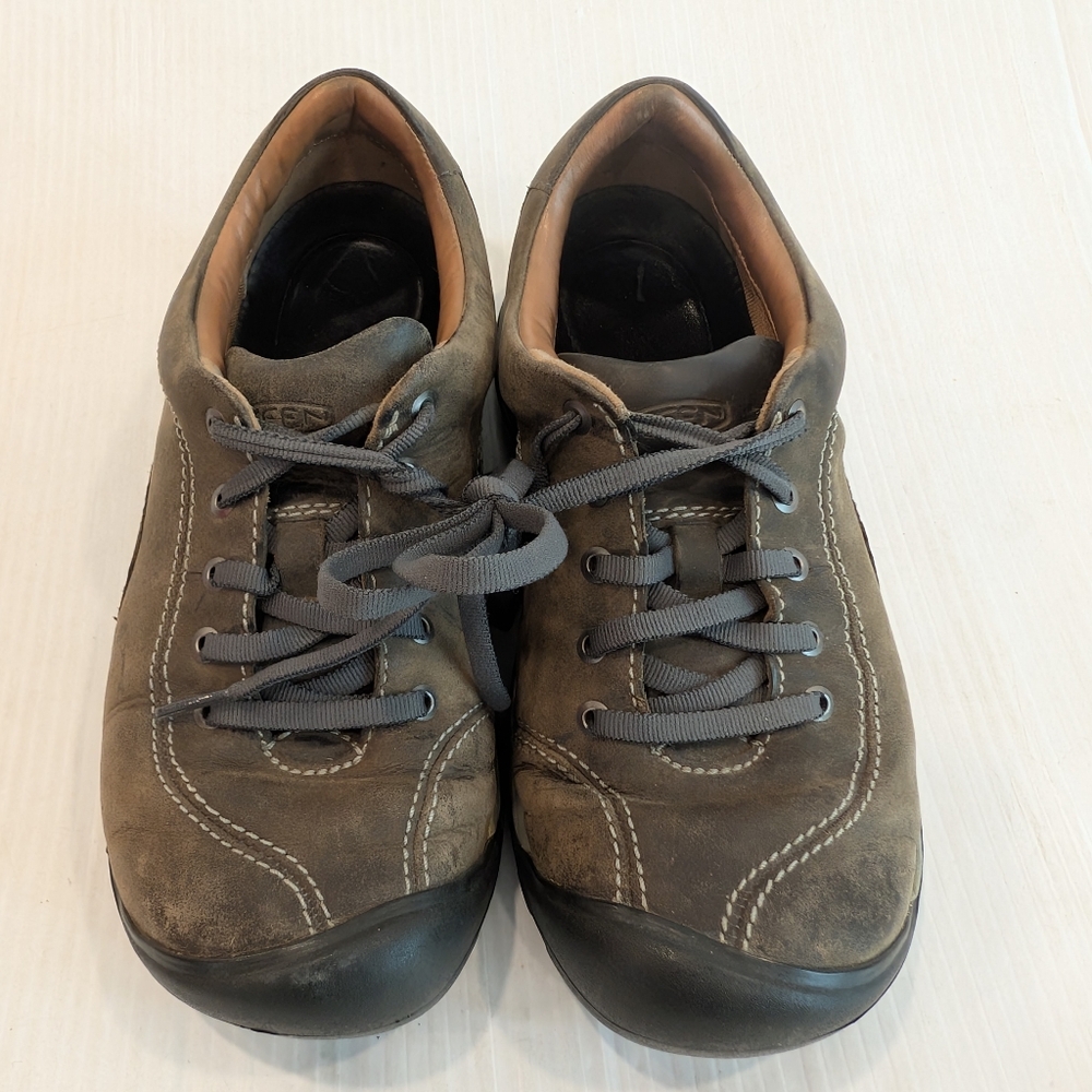 KEEN Women's Brown Hiking Outdoor Shoes Sneakers Size 7 - Picture 2 of 9